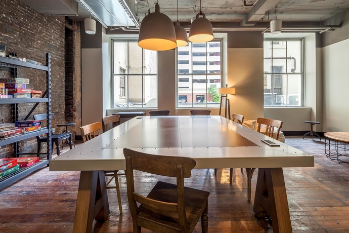 Imagen de los interiores del Hotel Rl Baltimore Inner Harbor. Foto 13