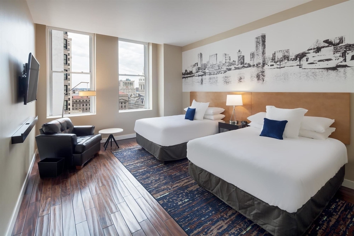 Imagen de la habitación del Hotel Rl Baltimore Inner Harbor. Foto 10