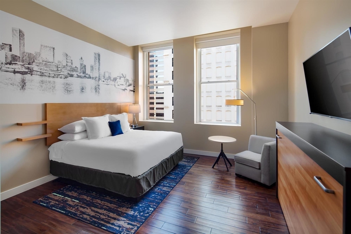 Imagen de la habitación del Hotel Rl Baltimore Inner Harbor. Foto 11
