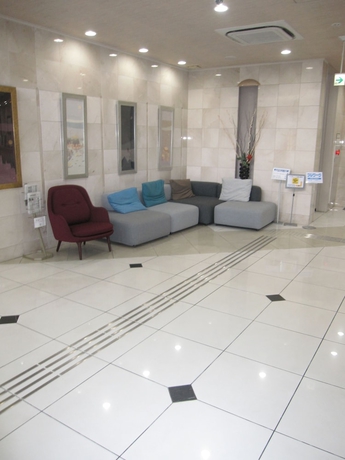 Imagen del bar/restaurante del Hotel R&middot;inn Fukchiyama. Foto 6