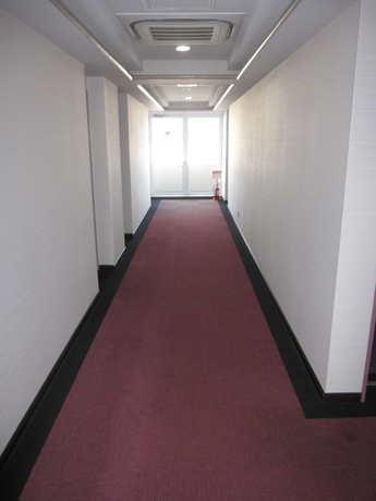 Imagen de los interiores del Hotel R&middot;inn Fukchiyama. Foto 18