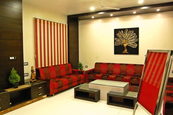 Imagen de los interiores del Hotel RnB Shivani Udaipur. Foto 17
