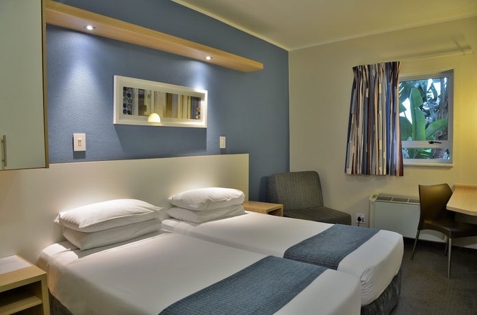 Imagen de la habitación del Hotel Road Lodge Cape Town International Airport. Foto 8