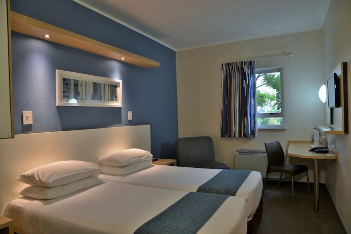 Imagen de la habitación del Hotel Road Lodge Cape Town International Airport. Foto 9