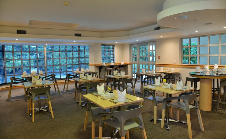 Imagen del bar/restaurante del Hotel Road Lodge Cape Town International Airport. Foto 6