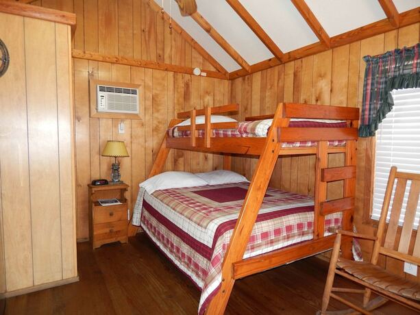 Imagen de la habitación del Hotel Road Runner Travel Resort. Foto 14