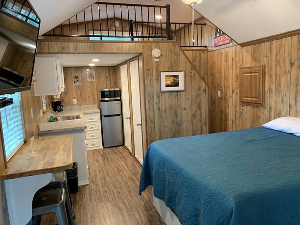 Imagen de la habitación del Hotel Road Runner Travel Resort. Foto 23
