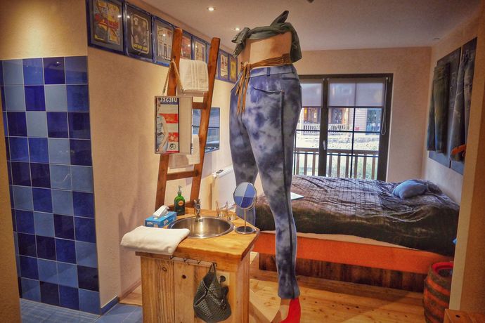 Imagen de la habitación del Hotel Road Stop Neandertal. Foto 4
