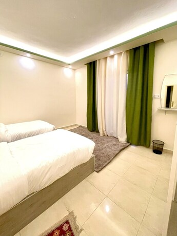 Imagen de la habitación del Hotel RoadHouse. Foto 15