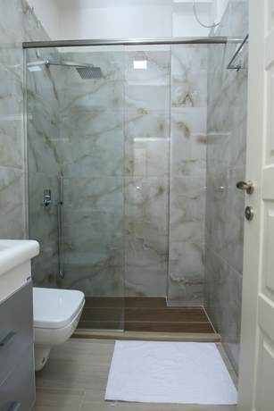 Imagen de la habitación del Hotel Roalb. Foto 17