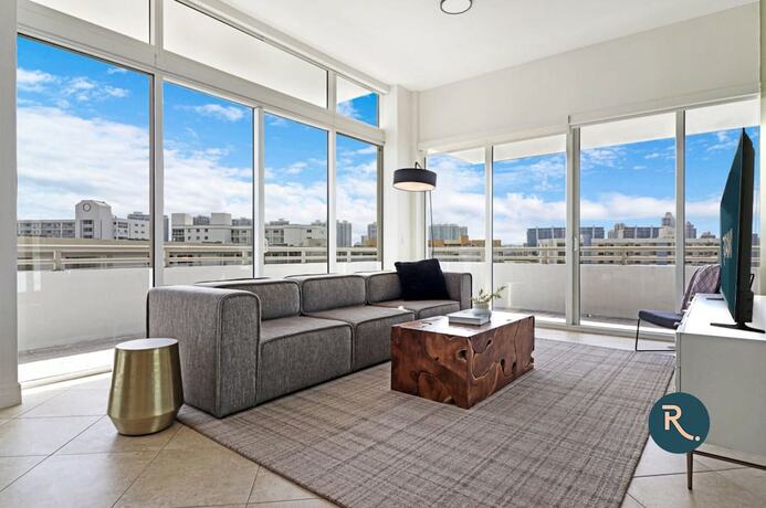 Imagen de la habitación del Hotel Roami at Sunny Isles. Foto 17
