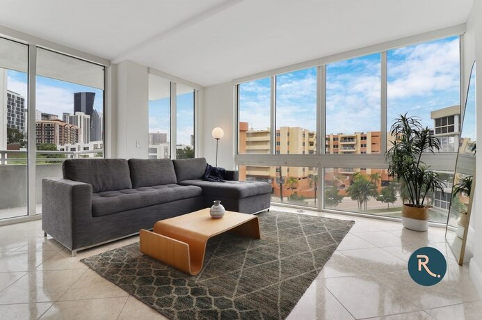 Imagen de la habitación del Hotel Roami at Sunny Isles. Foto 19