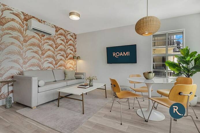 Imagen de la habitación del Hotel Roami at The Carmela. Foto 17