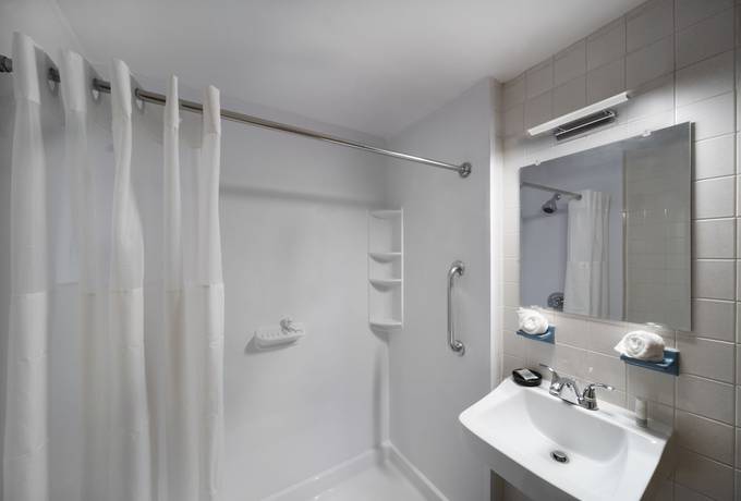Imagen de la habitación del Hotel Roaring Brook Ranch Resort. Foto 13