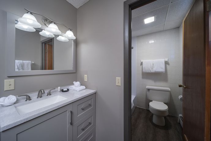 Imagen de la habitación del Hotel Roaring Brook Ranch Resort. Foto 14