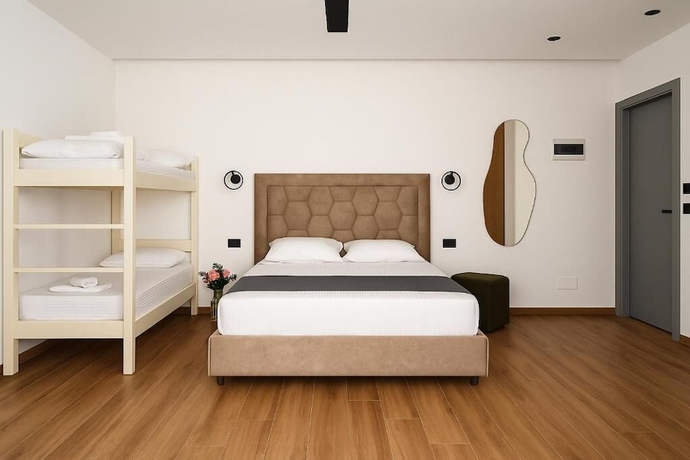 Imagen de la habitación del Hotel Roas Ksamil. Foto 3