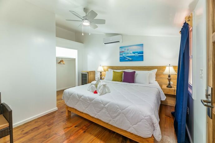 Imagen general del Hotel Roatan Yacht Club. Foto 2