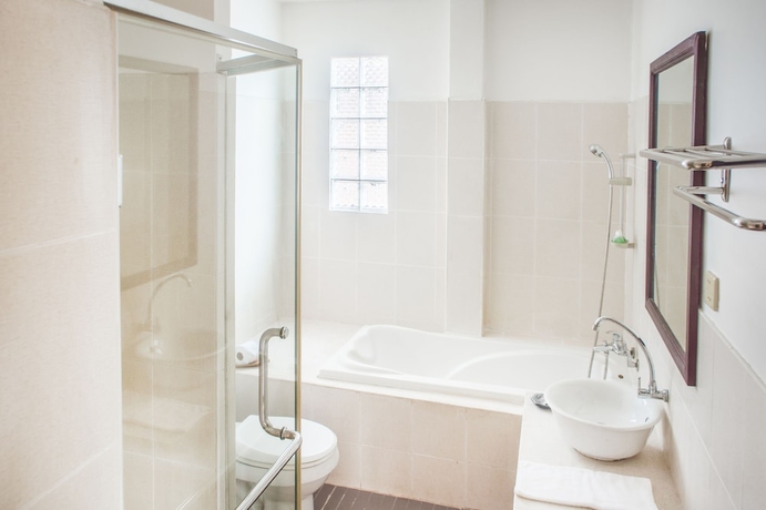 Imagen de la habitación del Hotel Robam Inn. Foto 9