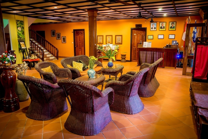 Imagen de los interiores del Hotel Robam Inn. Foto 17