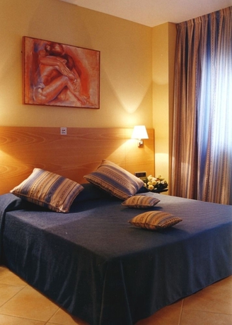 Imagen de la habitación del Hotel Rober Palas. Foto 9