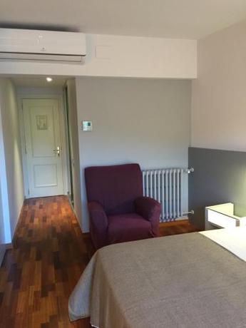 Imagen de la habitación del Hotel Robert. Foto 3