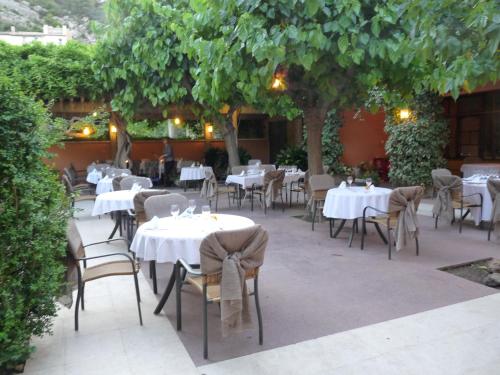 Imagen del bar/restaurante del Hotel Robert. Foto 2