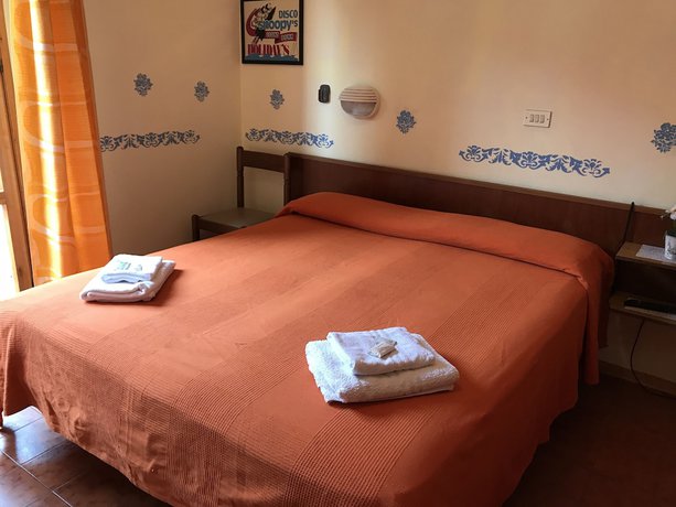 Imagen de la habitación del Hotel Roberta, Cattolica. Foto 2