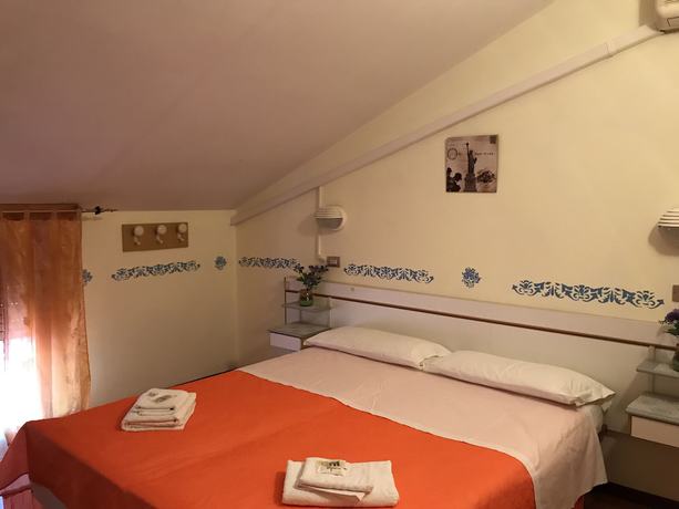 Imagen de la habitación del Hotel Roberta, Cattolica. Foto 3