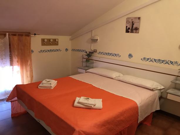 Imagen de la habitación del Hotel Roberta, Cattolica. Foto 4