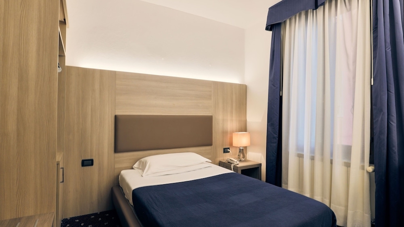 Imagen de la habitación del Hotel Roberta. Foto 5