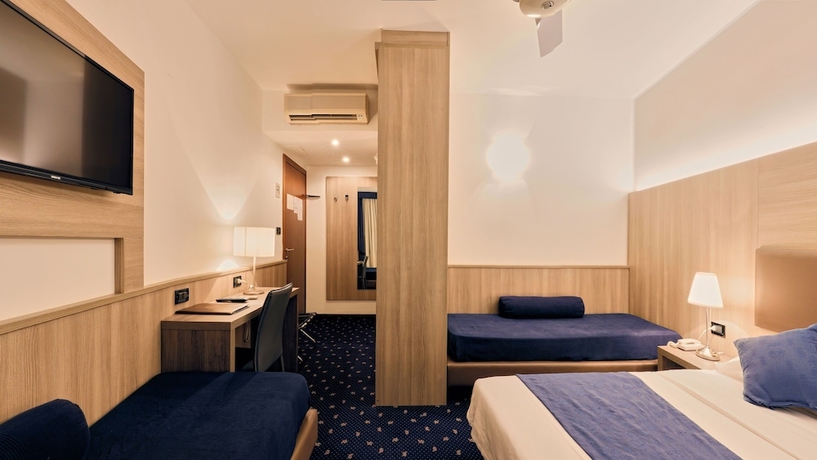 Imagen de la habitación del Hotel Roberta. Foto 7