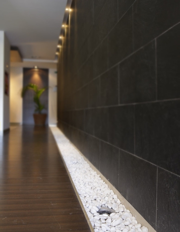 Imagen de los interiores del Hotel Roberta. Foto 13