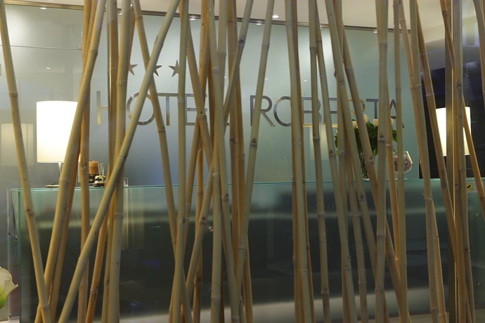 Imagen de los interiores del Hotel Roberta. Foto 17