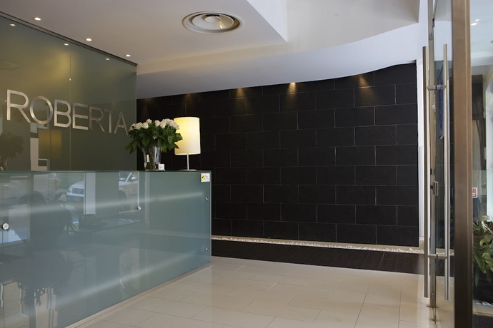 Imagen de los interiores del Hotel Roberta. Foto 19