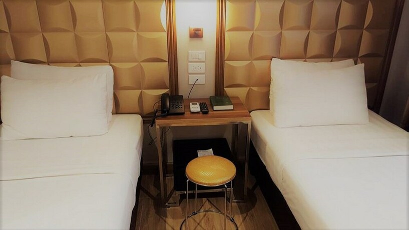 Imagen de la habitación del Hotel Robertson. Foto 21