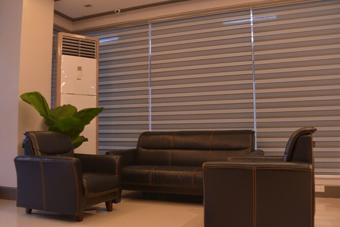 Imagen de los interiores del Hotel Robertson. Foto 25