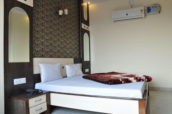 Imagen general del Hotel Robin, Amritsar. Foto 11