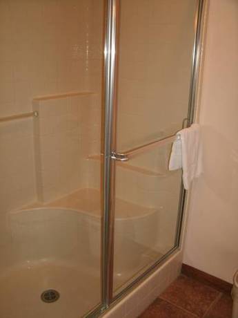 Imagen de la habitación del Hotel Robinhood Resort. Foto 5