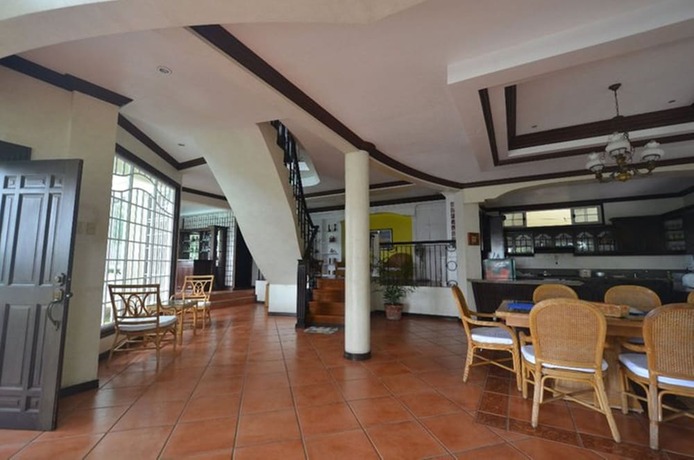 Imagen general del Hotel Robinland Vacation Home Badian. Foto 10
