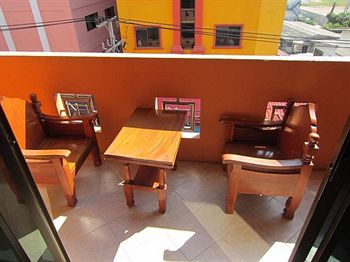 Imagen de los exteriores del Hotel Robin's Nest Guesthouse and Restaurant. Foto 15