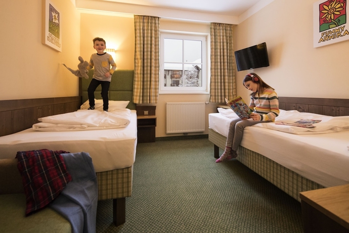 Imagen de la habitación del Hotel Robinson Amade. Foto 9