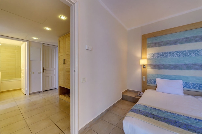 Imagen de la habitación del Hotel Robinson Club Daidalos. Foto 5