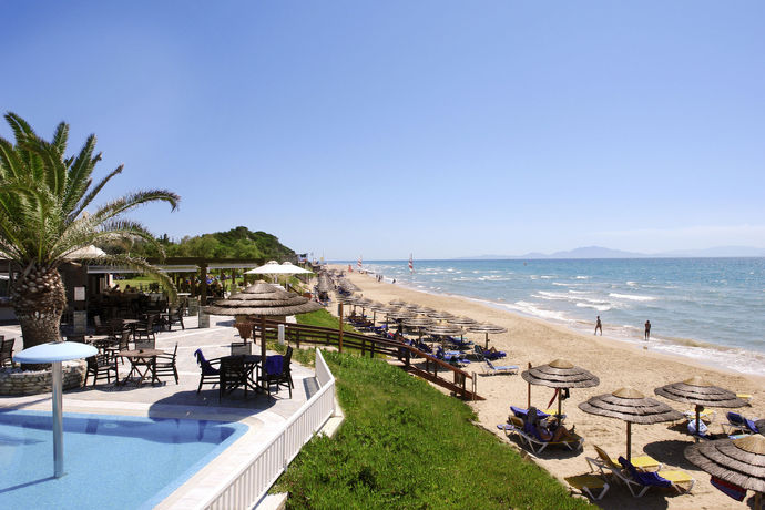 Imagen de los exteriores del Hotel Robinson Kyllini Beach - All Inclusive. Foto 10