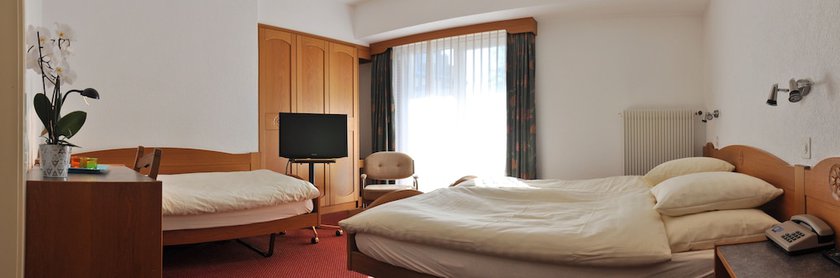 Imagen de la habitación del Hotel Robinson, Lens. Foto 4