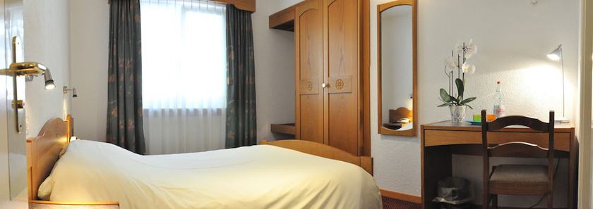 Imagen de la habitación del Hotel Robinson, Lens. Foto 17