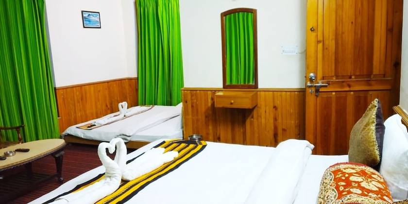 Imagen de la habitación del Hotel Robinsson Palace. Foto 8