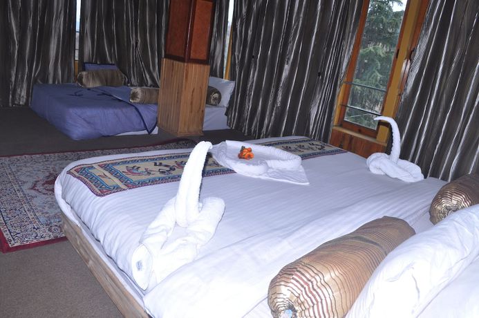Imagen de la habitación del Hotel Robinsson Palace. Foto 15