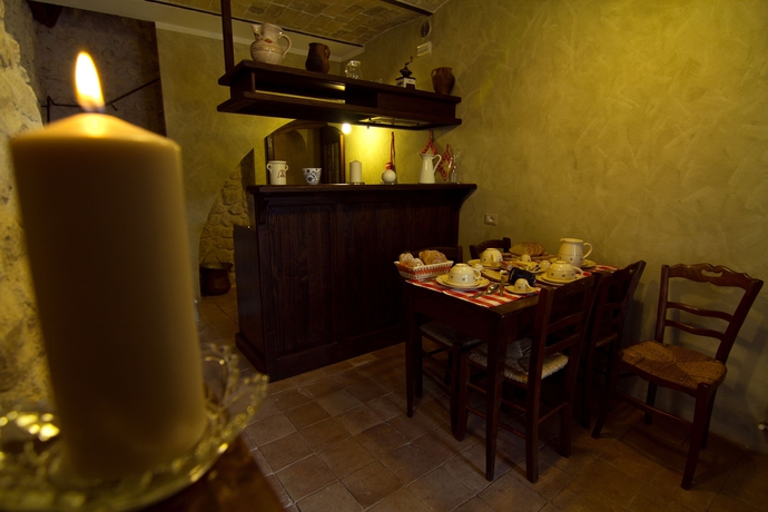 Imagen de los interiores del Hotel Robur Marsorum. Foto 16