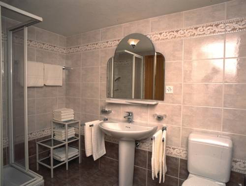 Imagen de la habitación del Hotel Roby. Foto 10