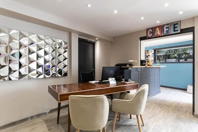 Imagen de los interiores del Hotel Roc. Foto 19